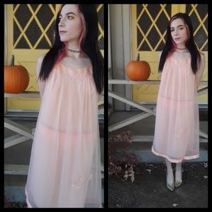 Beautiful vtg 60s sheer peach babydoll nightie